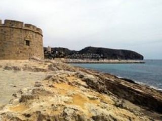 L'Ampolla beach castle in Moraira