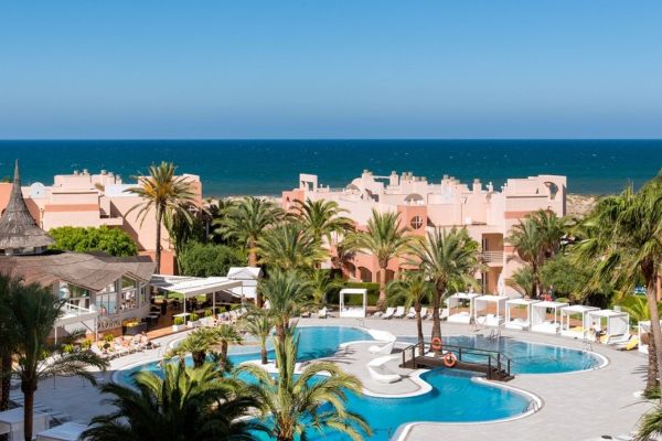Seafront hotel on the Oliva coast